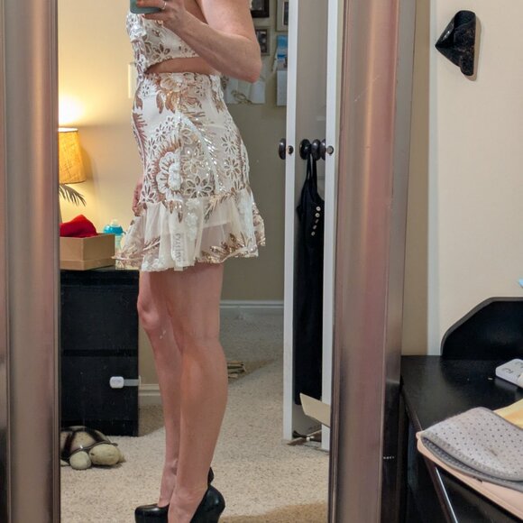 Fun, flirty, sequence dress - Picture 3 of 5